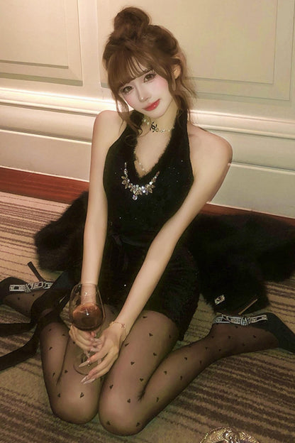 French mode tight dress + fur coat