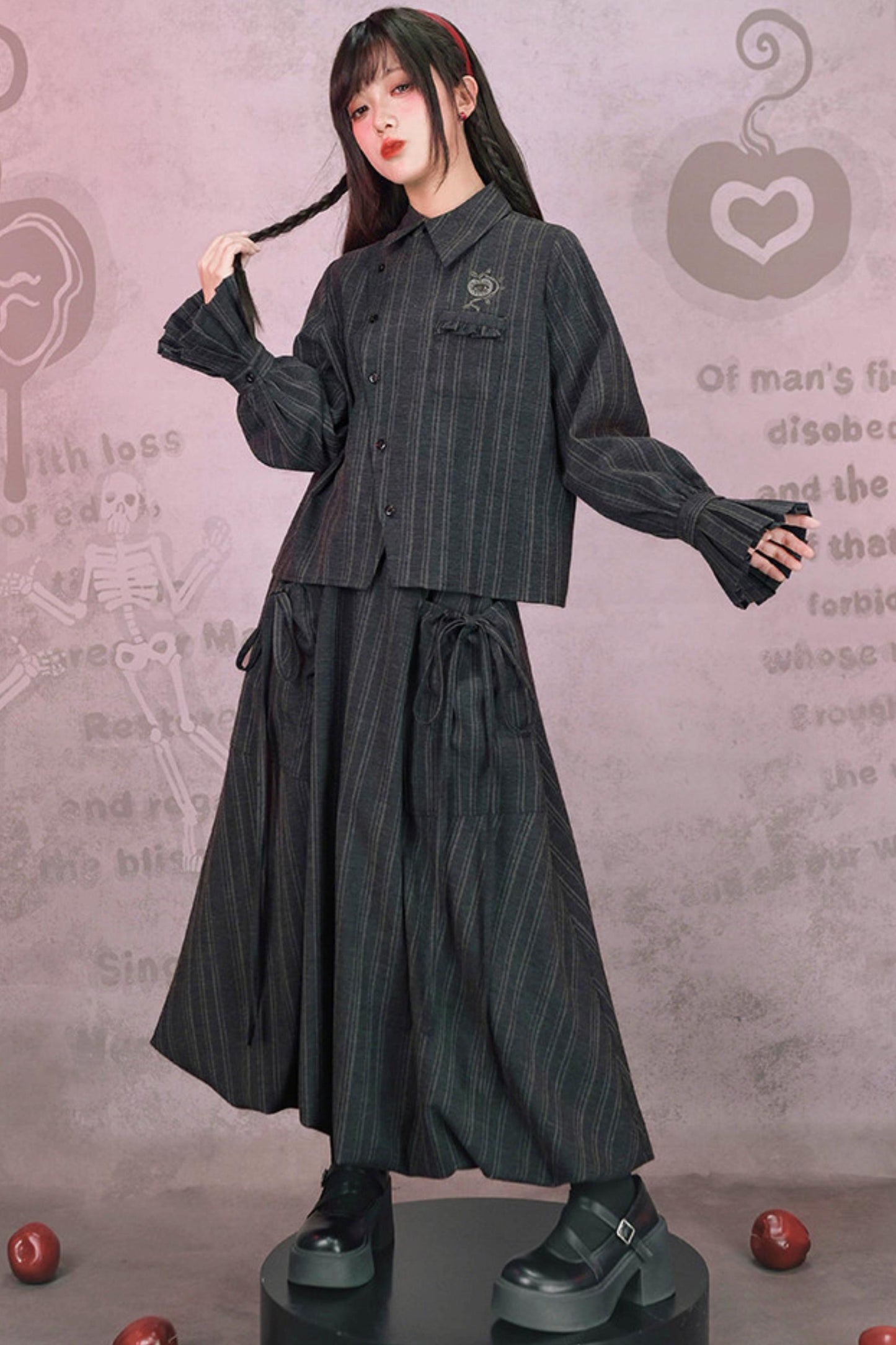 Eden gris de estilo vintage bordada + falda