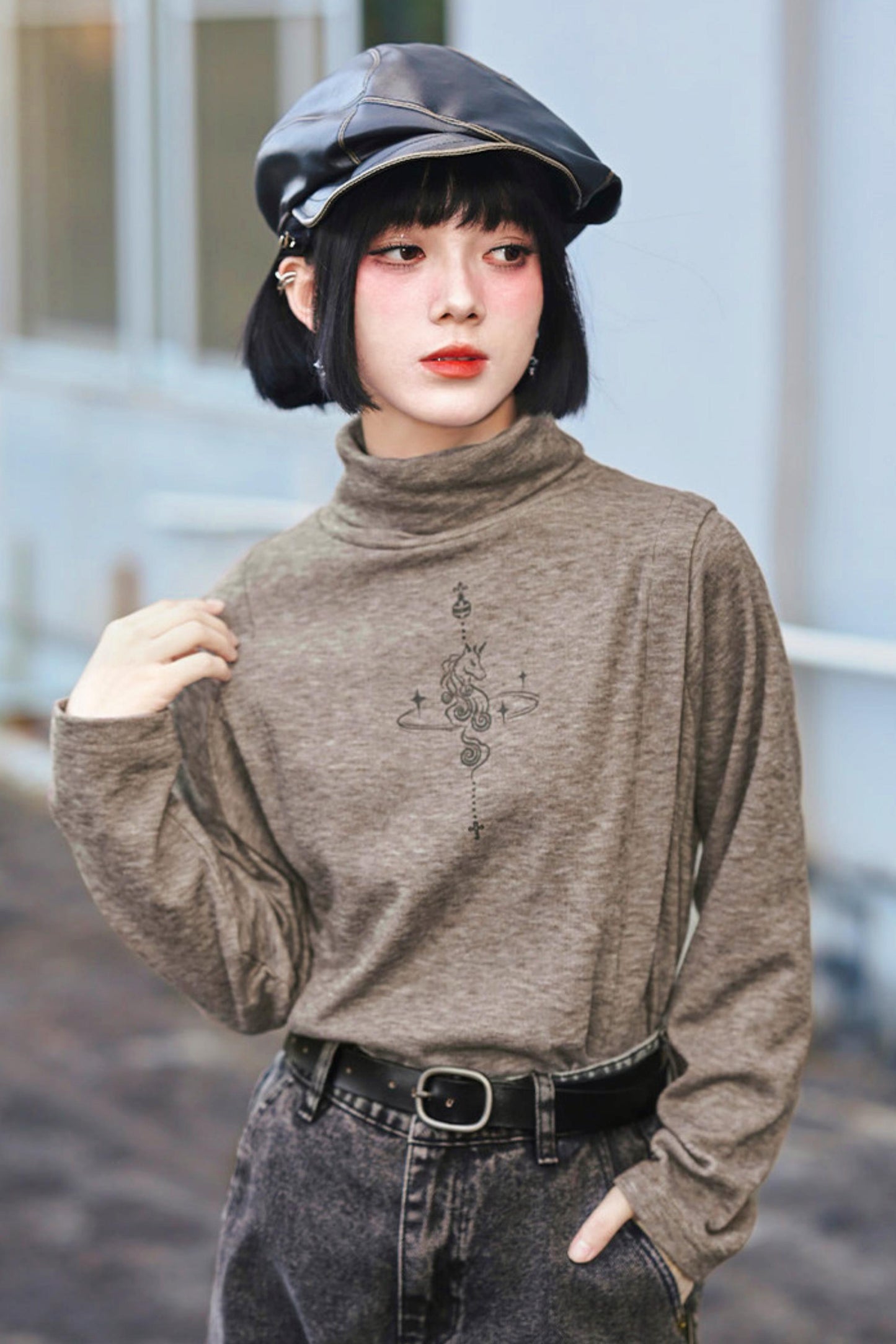 アンブライドチェスハイネックトップス