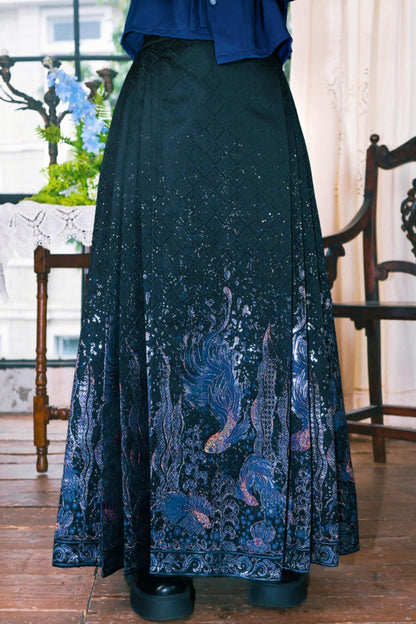 浮动鱼鳍织锦裙