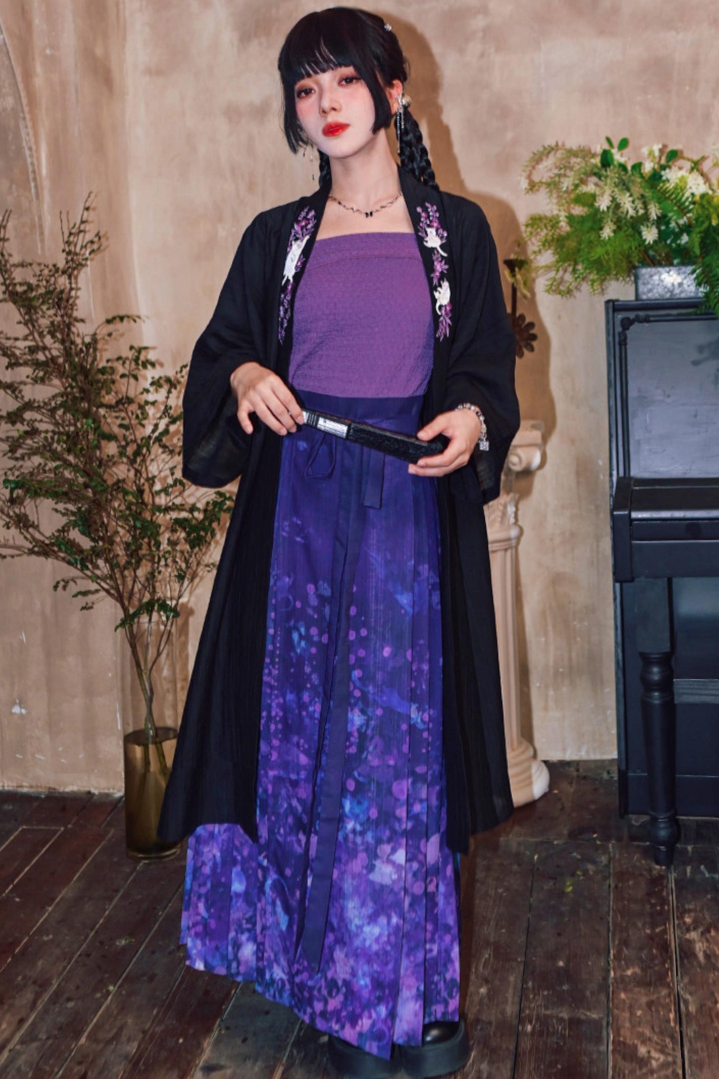 Fantasy Floral Shadow Chinese-Style Set