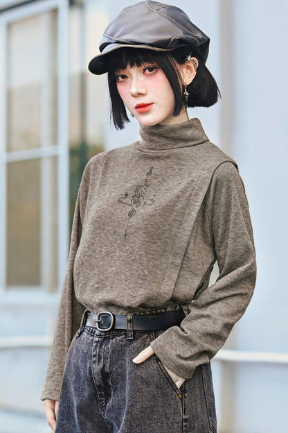 アンブライドチェスハイネックトップス