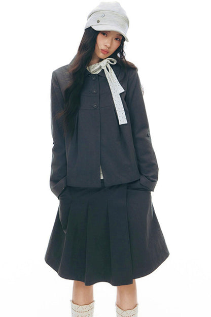 Top aderente con collo alto a stella