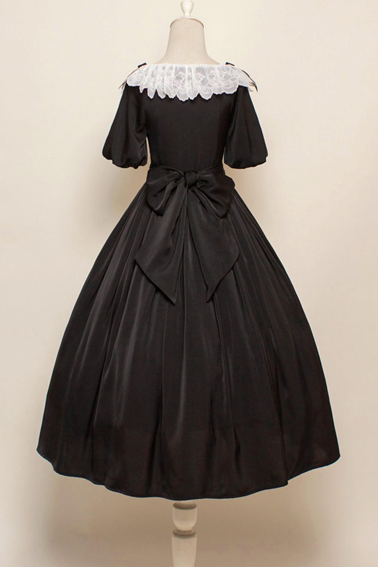 Robe Lolita de Servante avec Dentelle et Rubans