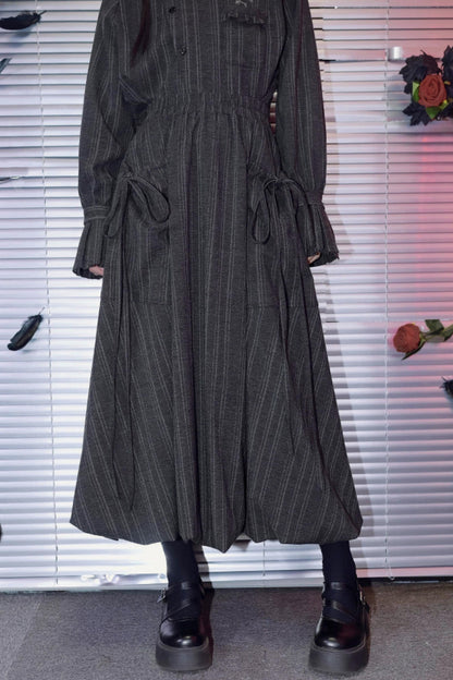 Eden gris de estilo vintage bordada + falda