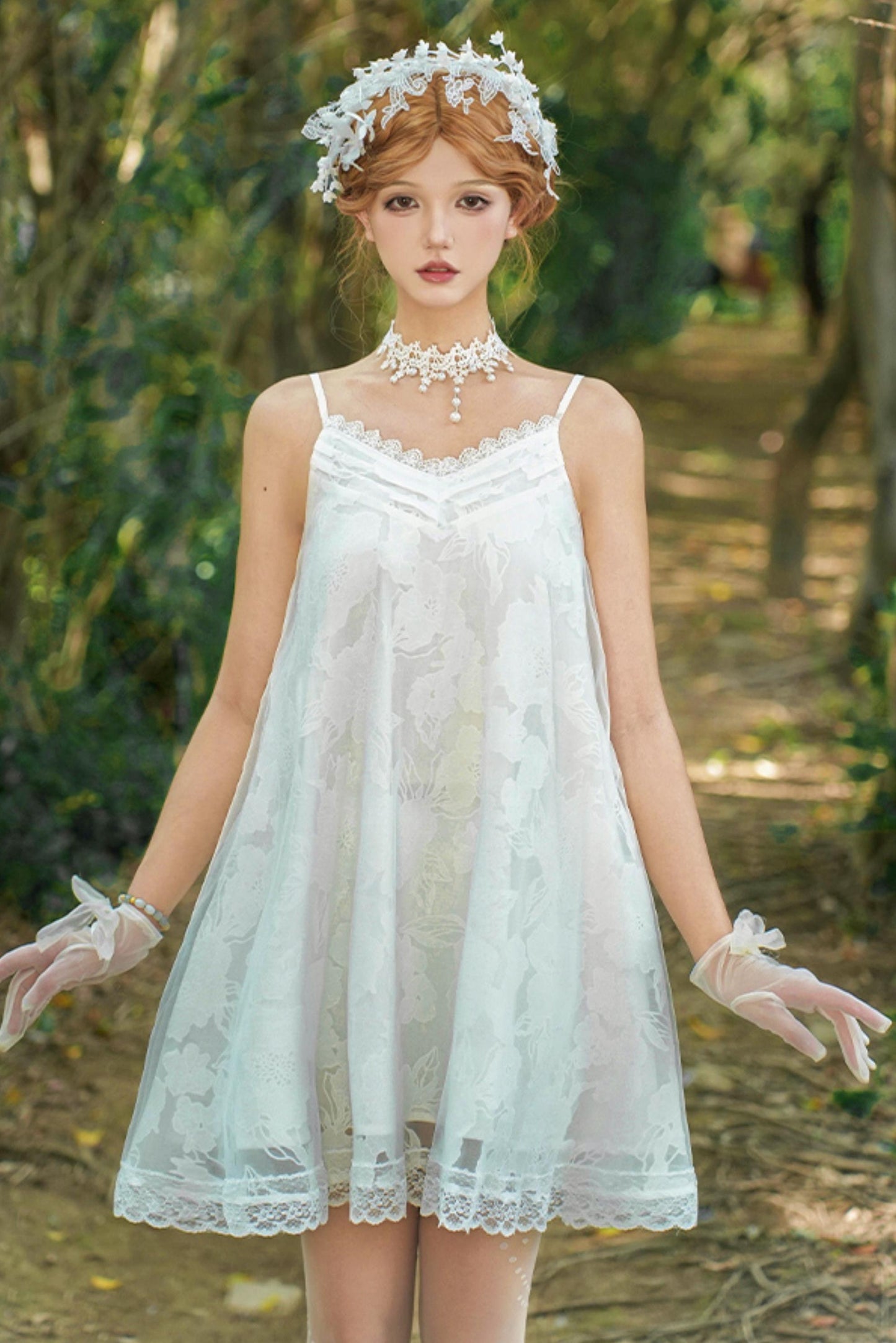 ホワイティトップス＋ストラップロリータドレス＋ヘアアクセサリー