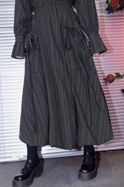 Eden gris de estilo vintage bordada + falda