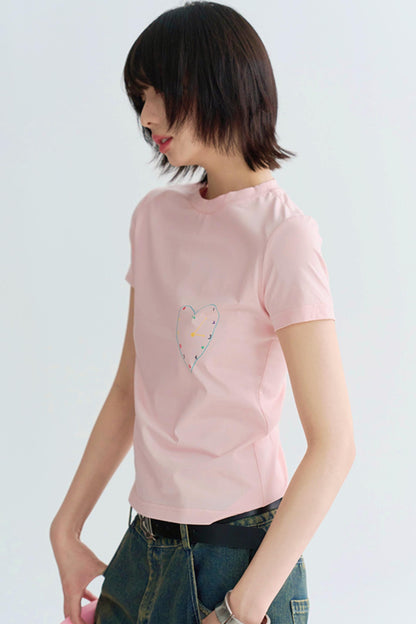 Slim Love Graphic Cropped Tee