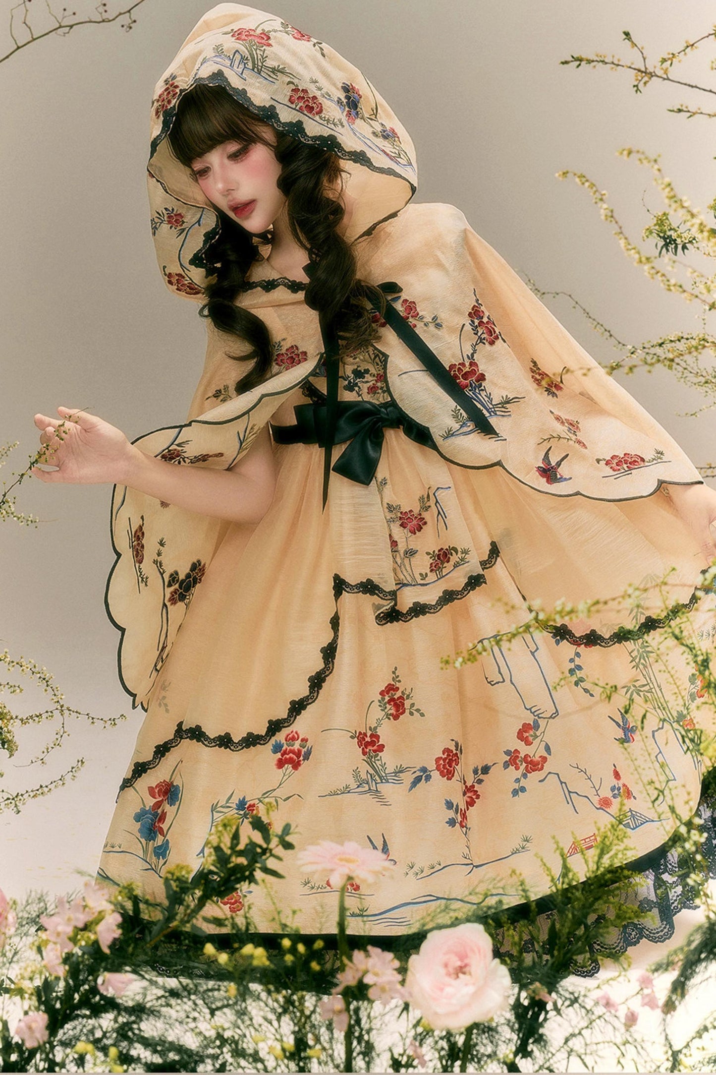 燕と花の和風クラシカルドレス+ケープ+ハット