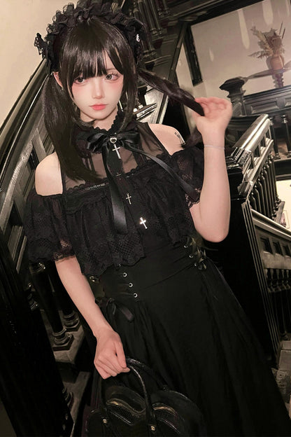 Gothic Young Lady Lace Dress + Accessories