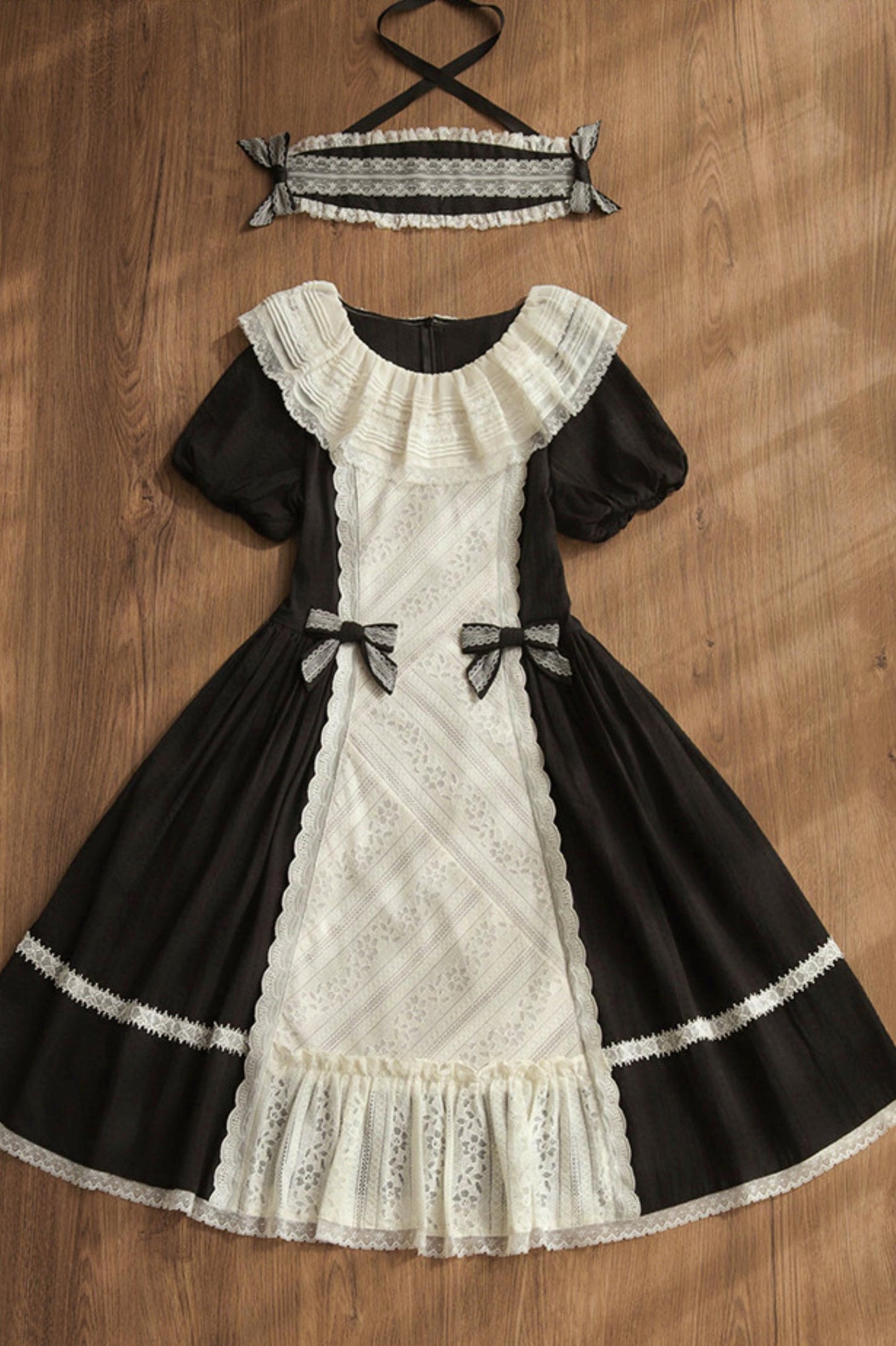 Robe Lolita de Servante avec Dentelle et Rubans
