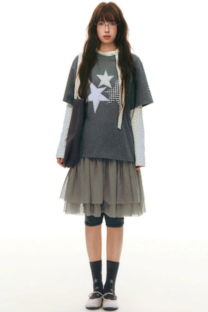 Top aderente con collo alto a stella