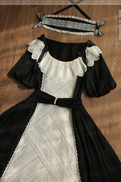 Robe Lolita de Servante avec Dentelle et Rubans