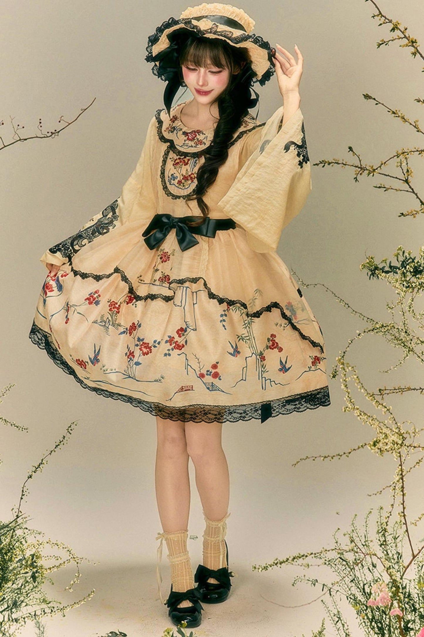 Blumen- und Vogeldruck-Kleid + Oberteil + Jacke + Hut