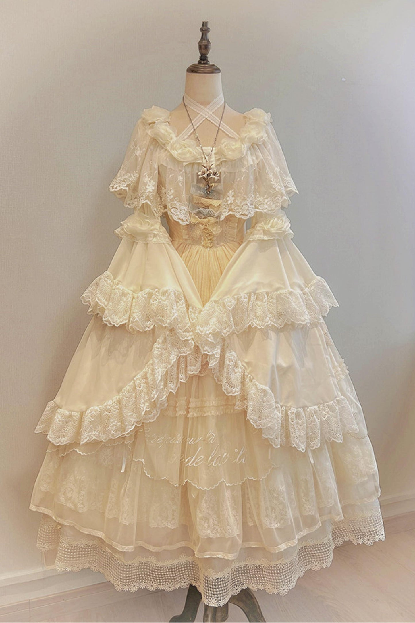 Decadent Gothic Lace Princess-Sleeve Top