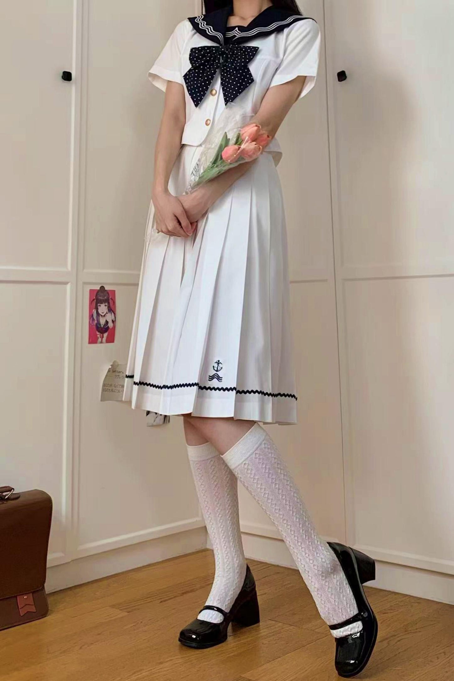 Sommerliches Matrosenoberteil + Rock + Schleifen-Accessoire