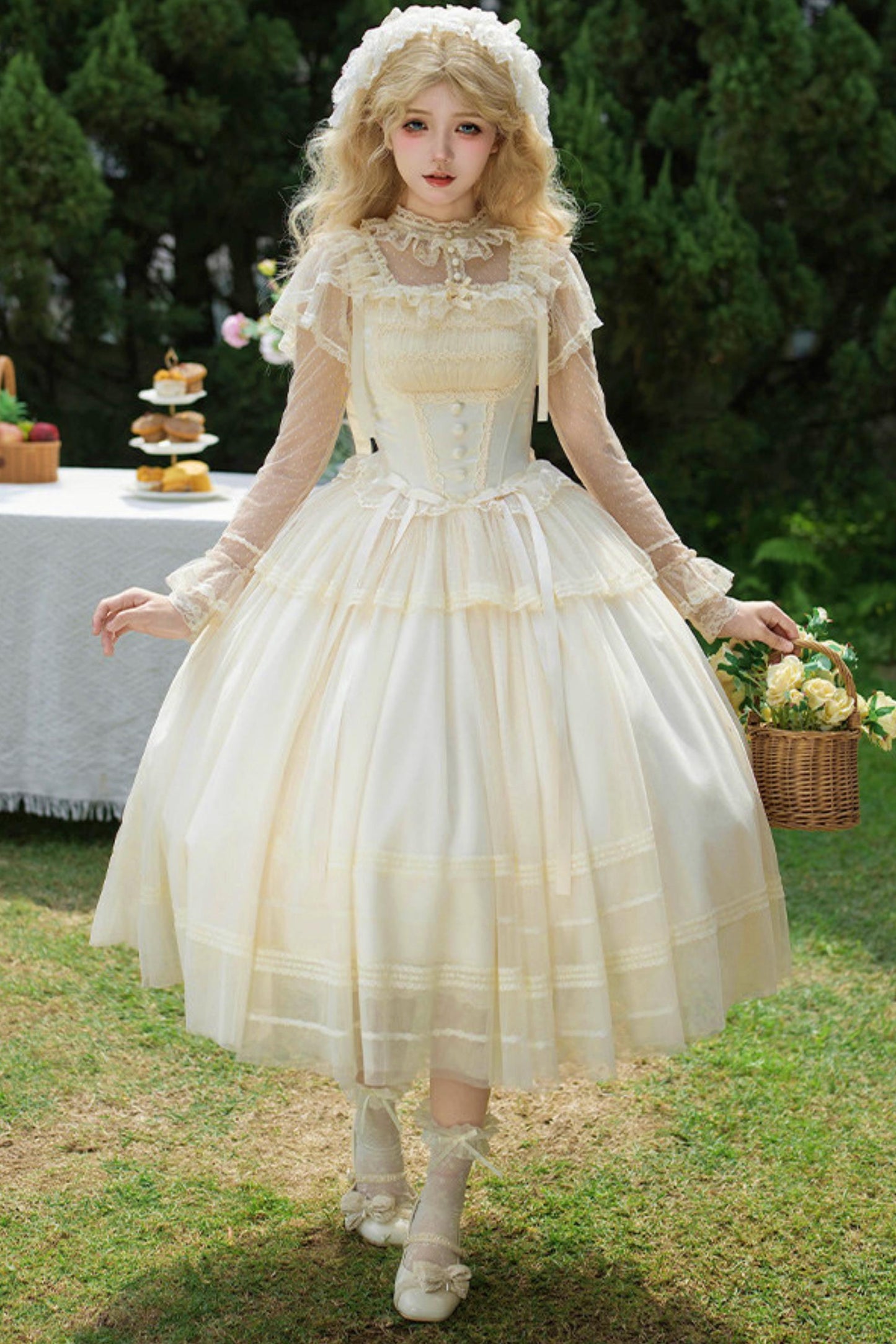 Weißes Korsett-Prinzessin-Lolita-Kleid + Outerwear + Accessoires
