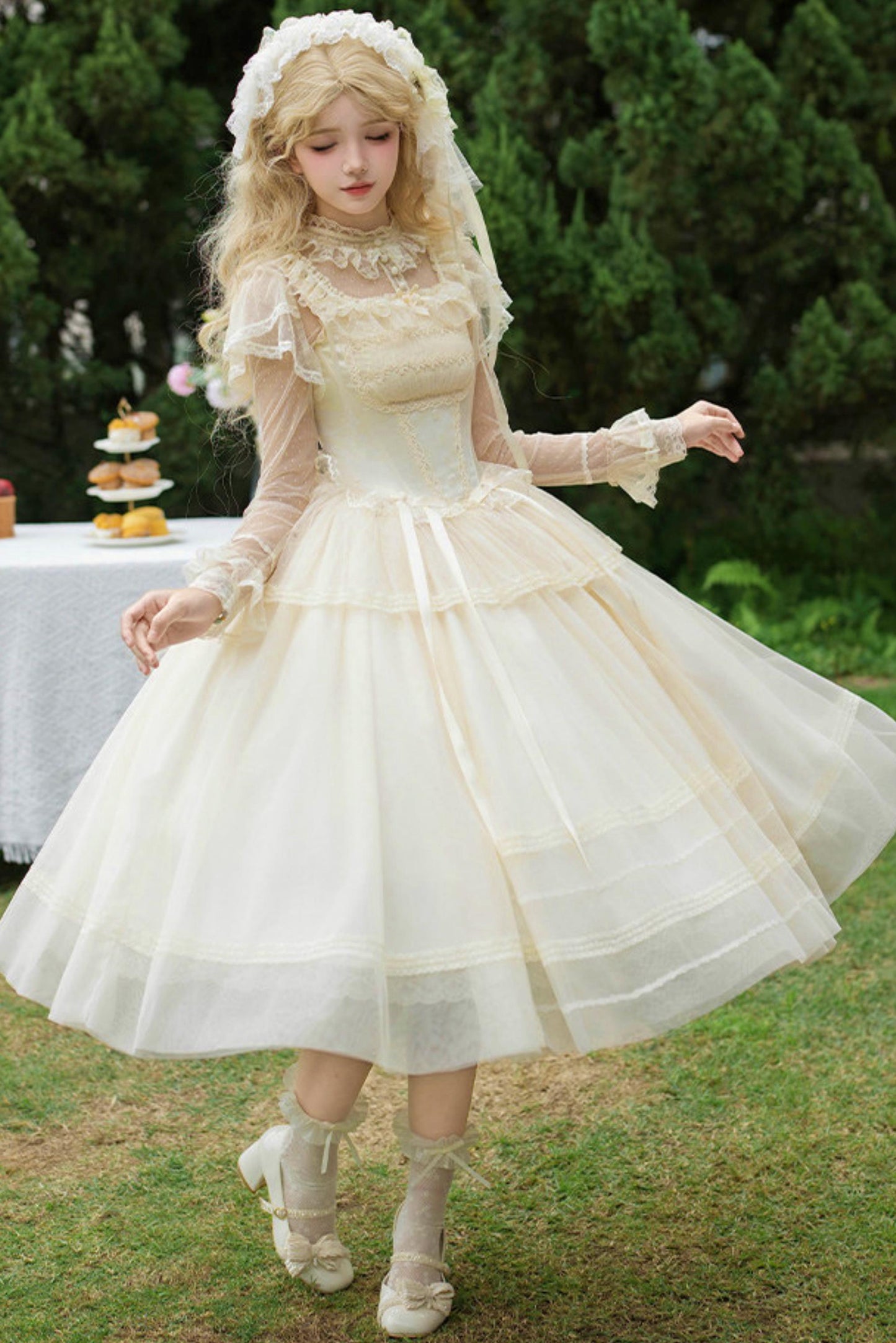Weißes Korsett-Prinzessin-Lolita-Kleid + Outerwear + Accessoires