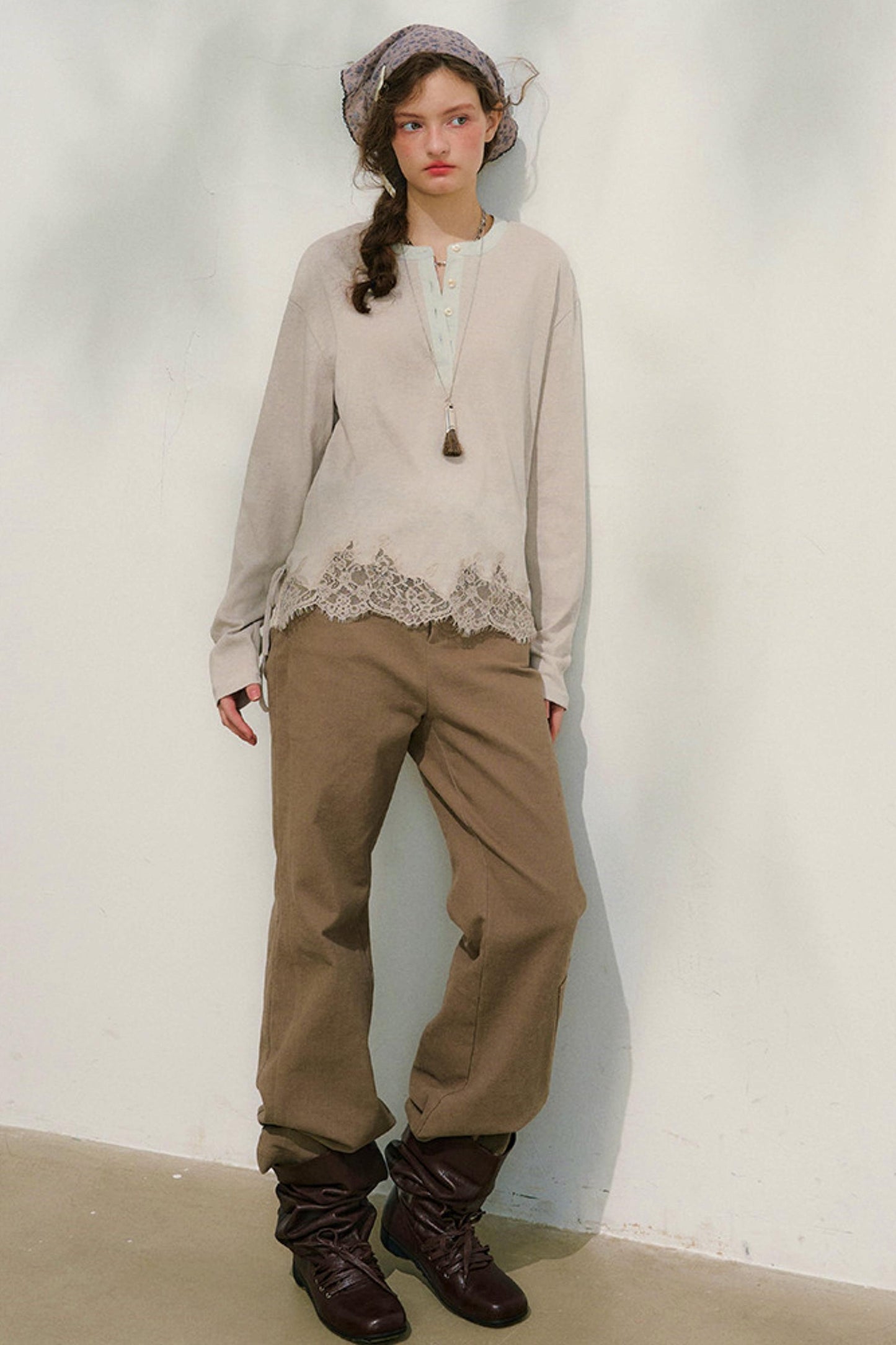 スウェイングシルエットレースブラウス