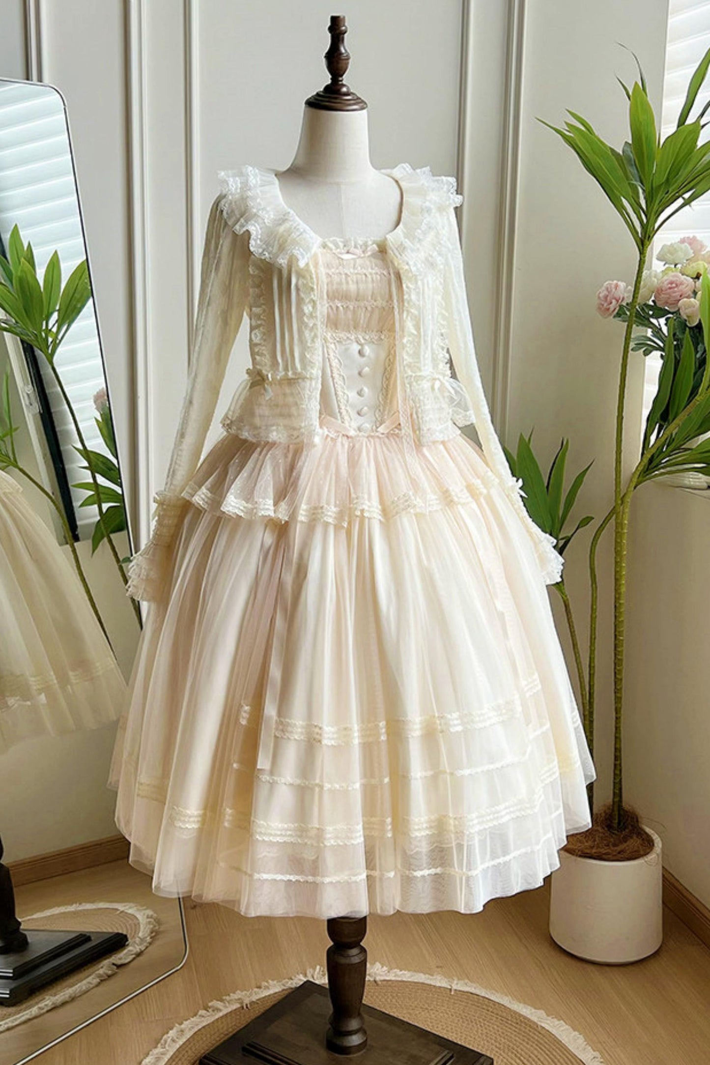 Weißes Korsett-Prinzessin-Lolita-Kleid + Outerwear + Accessoires
