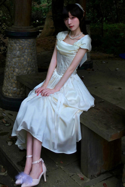 Retro Classic Waisted Dress + Accessories