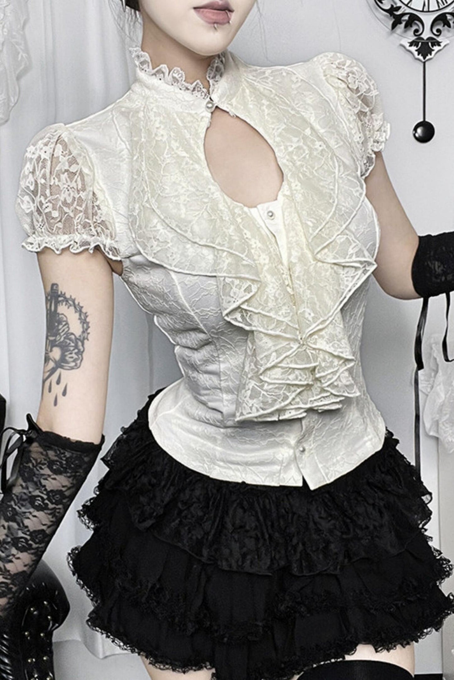 Gothic-Lolita-Bluse mit Puffärmeln + Rock