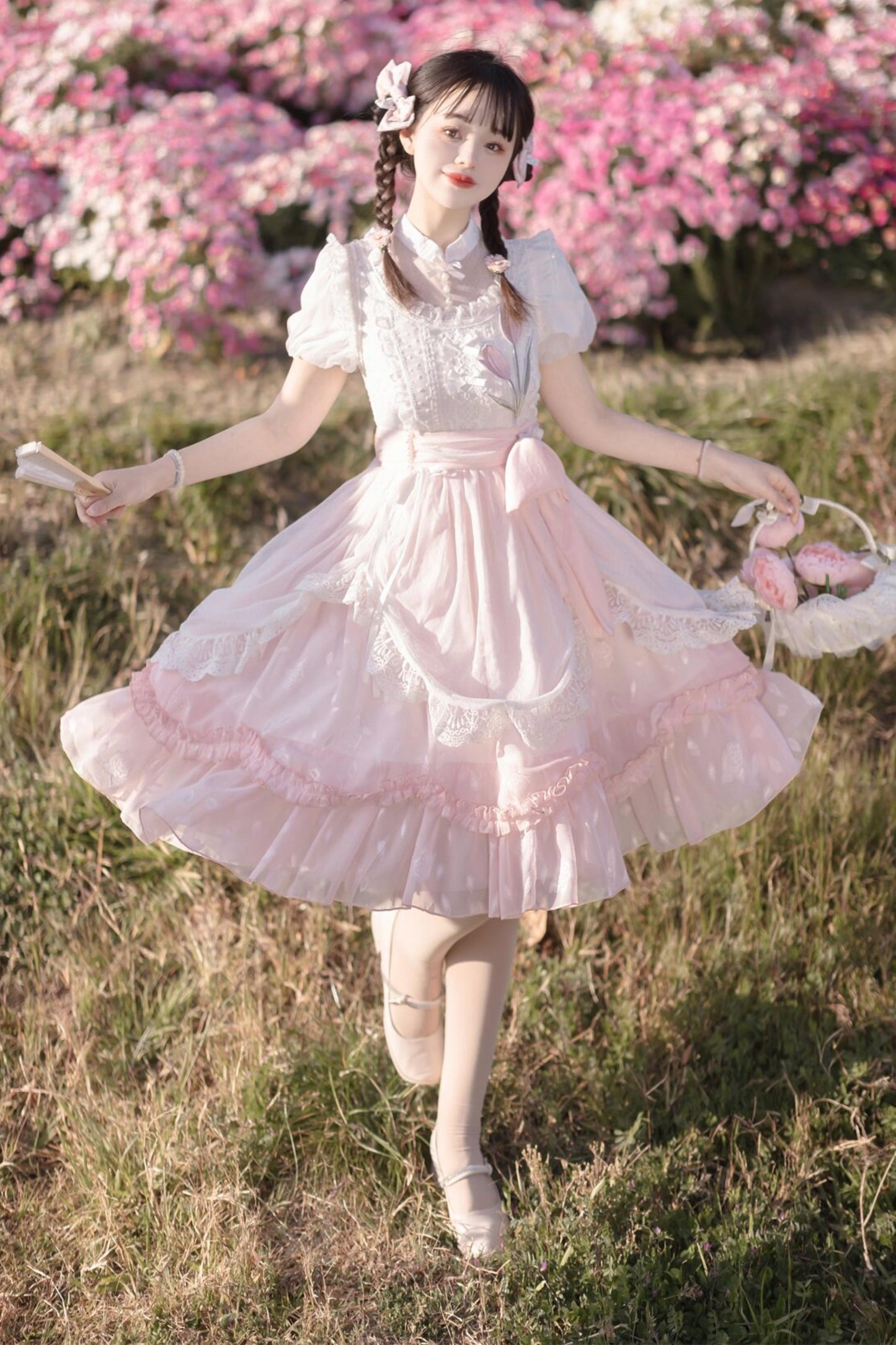 薔薇とチューリップのプリンセスドレス