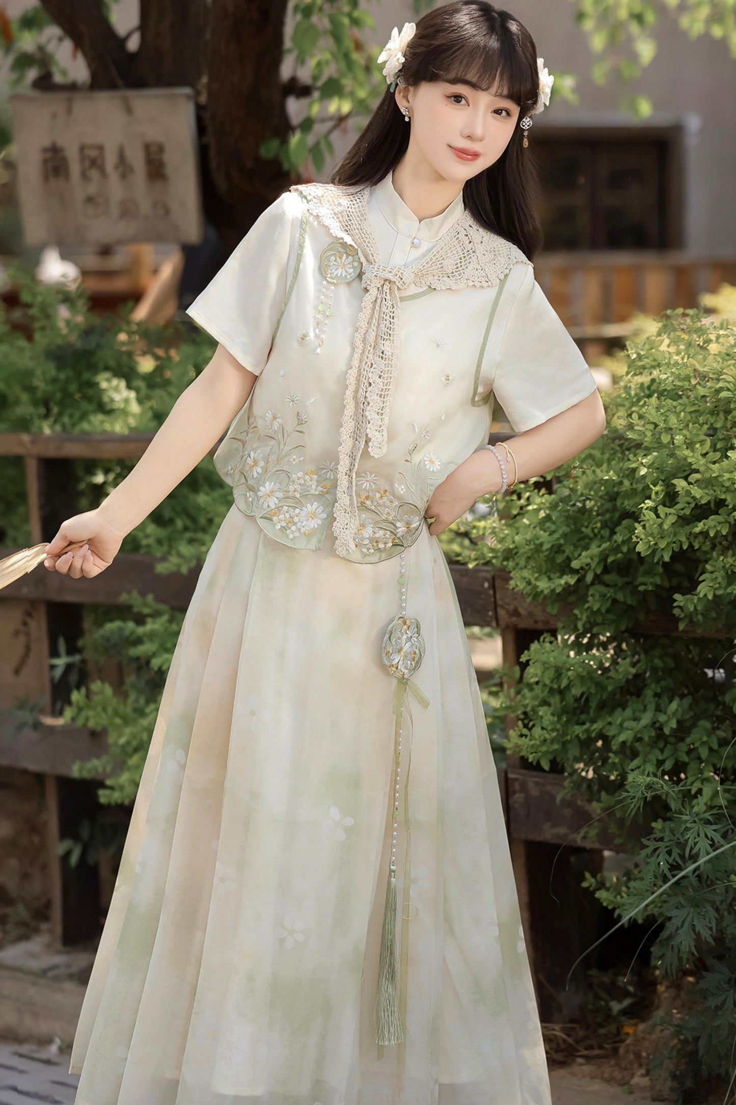 春霞に咲く小花チャイナセットアップ
