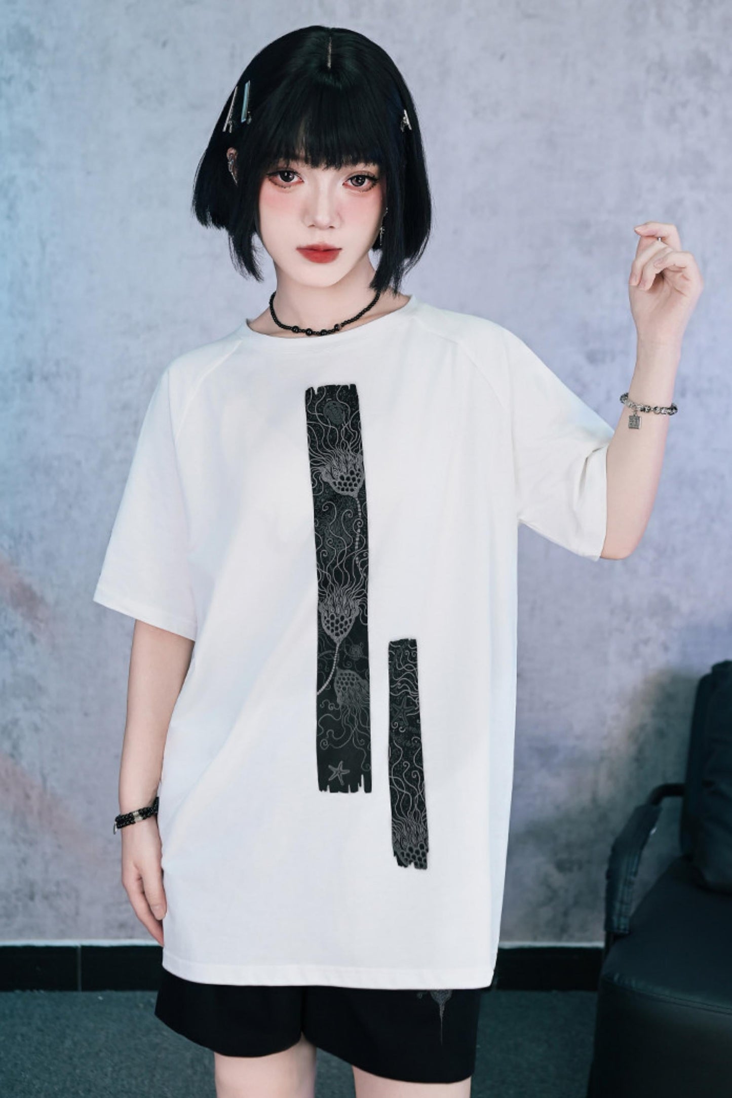 深海モチーフモノトーンオーバーTシャツ