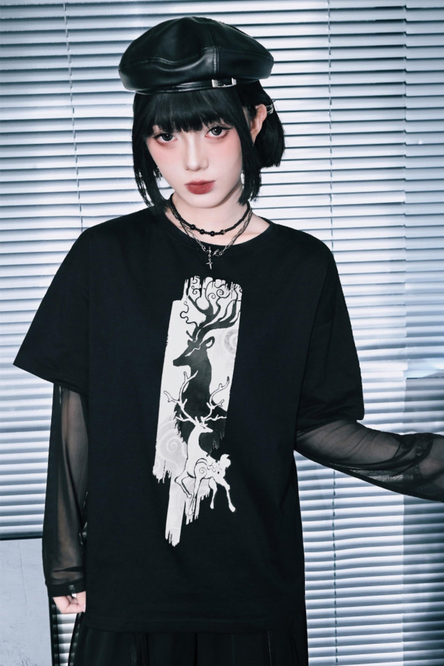 鹿プリントシアースリーブレイヤードTシャツ