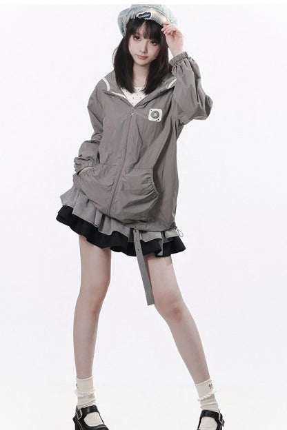 Sommerweste mit Delfinprint + UV-Jacke + Rock