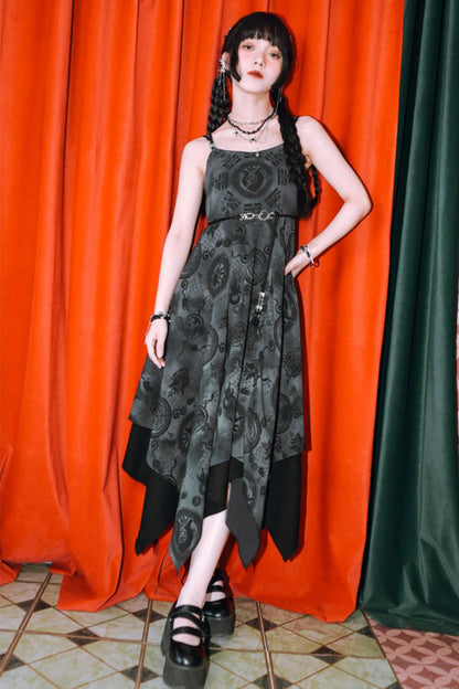 Japanisch-modernes asymmetrisches Maxikleid + transparenter Umhang im China-Stil
