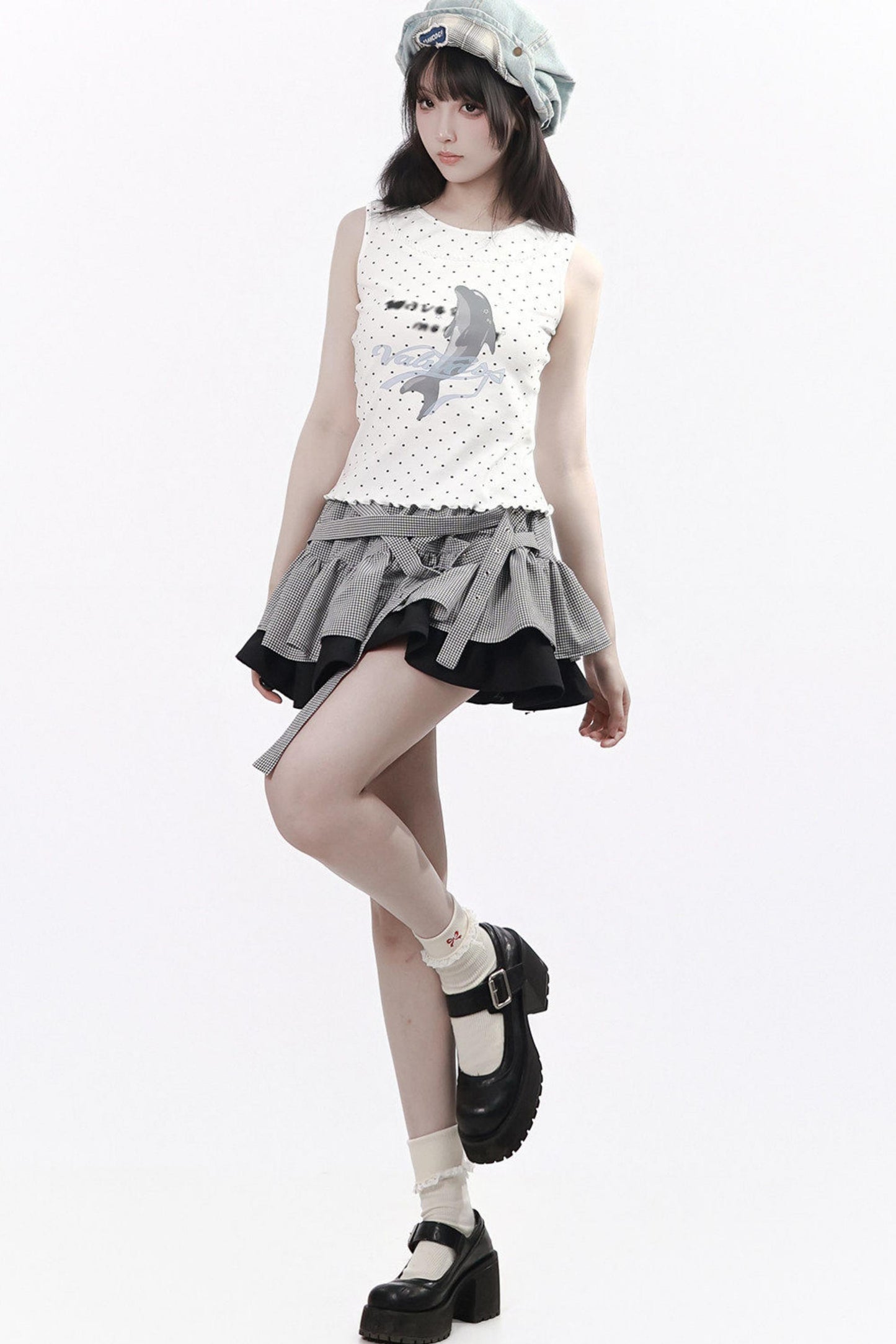 Sommerweste mit Delfinprint + UV-Jacke + Rock