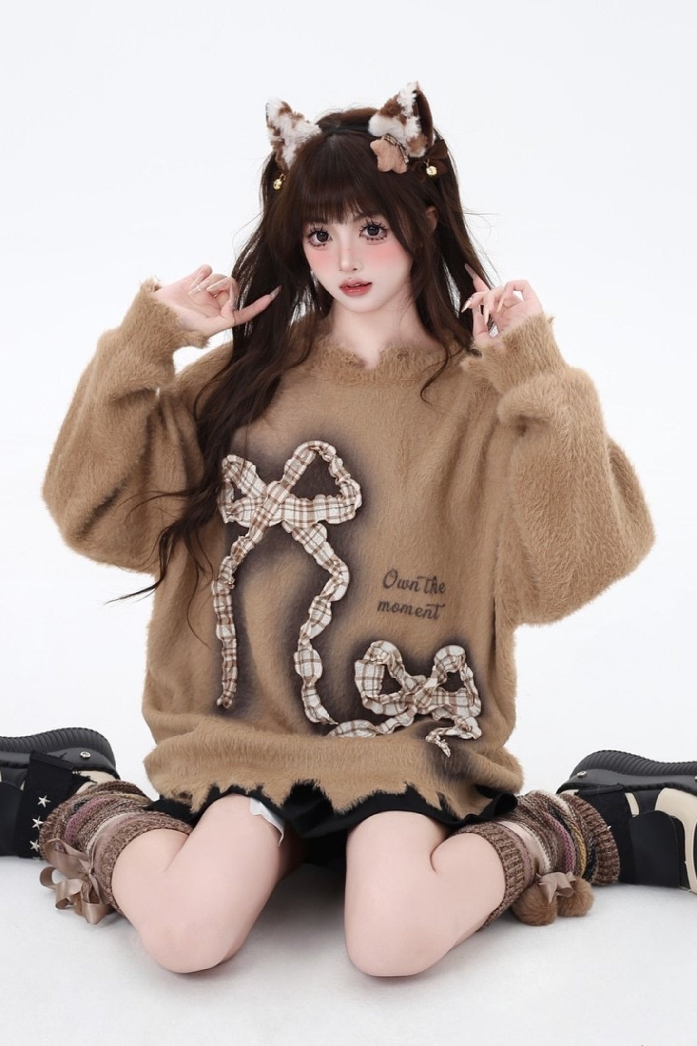 Bow design lip domo hair sweater