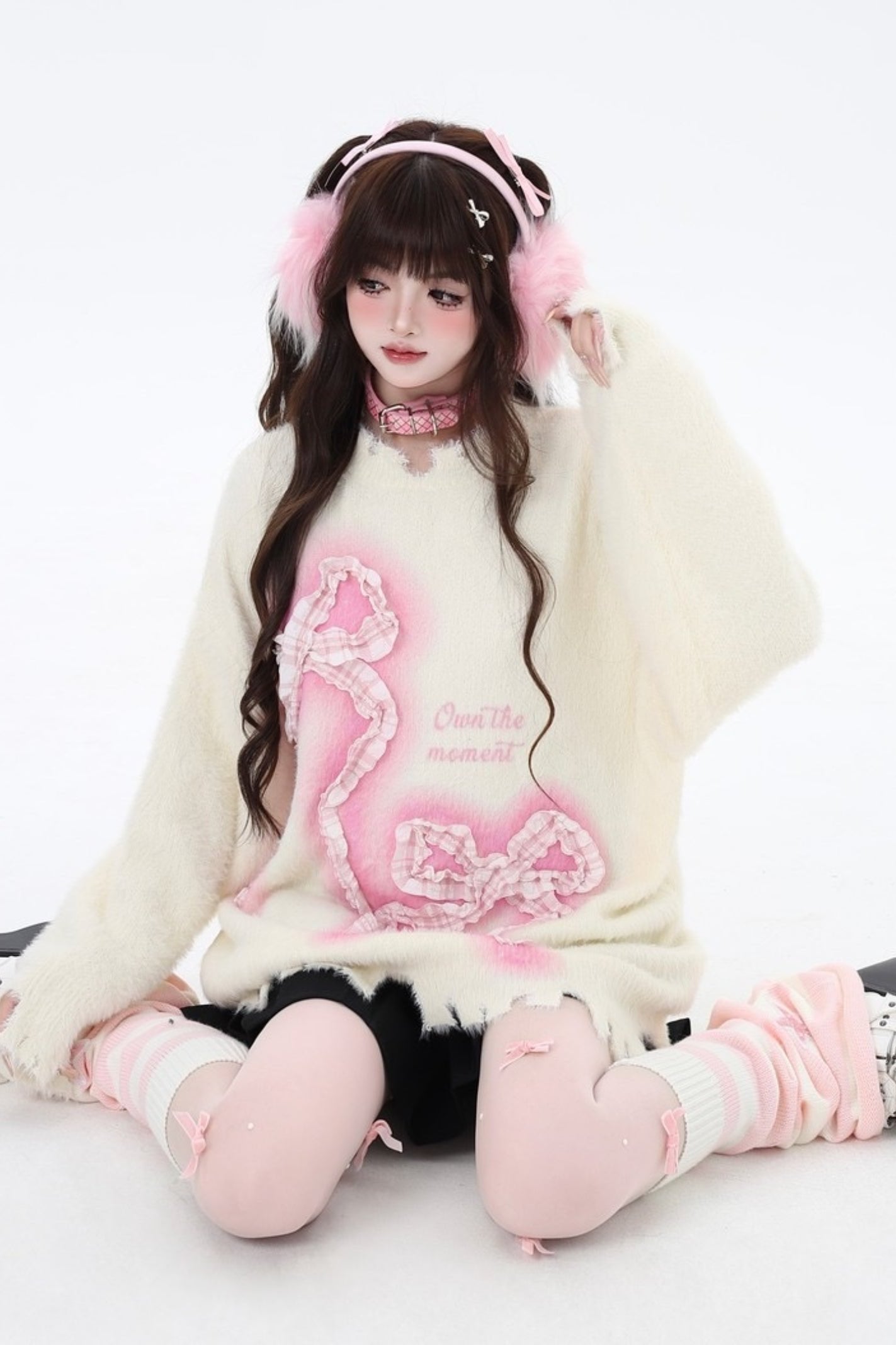 Bow design lip domo hair sweater