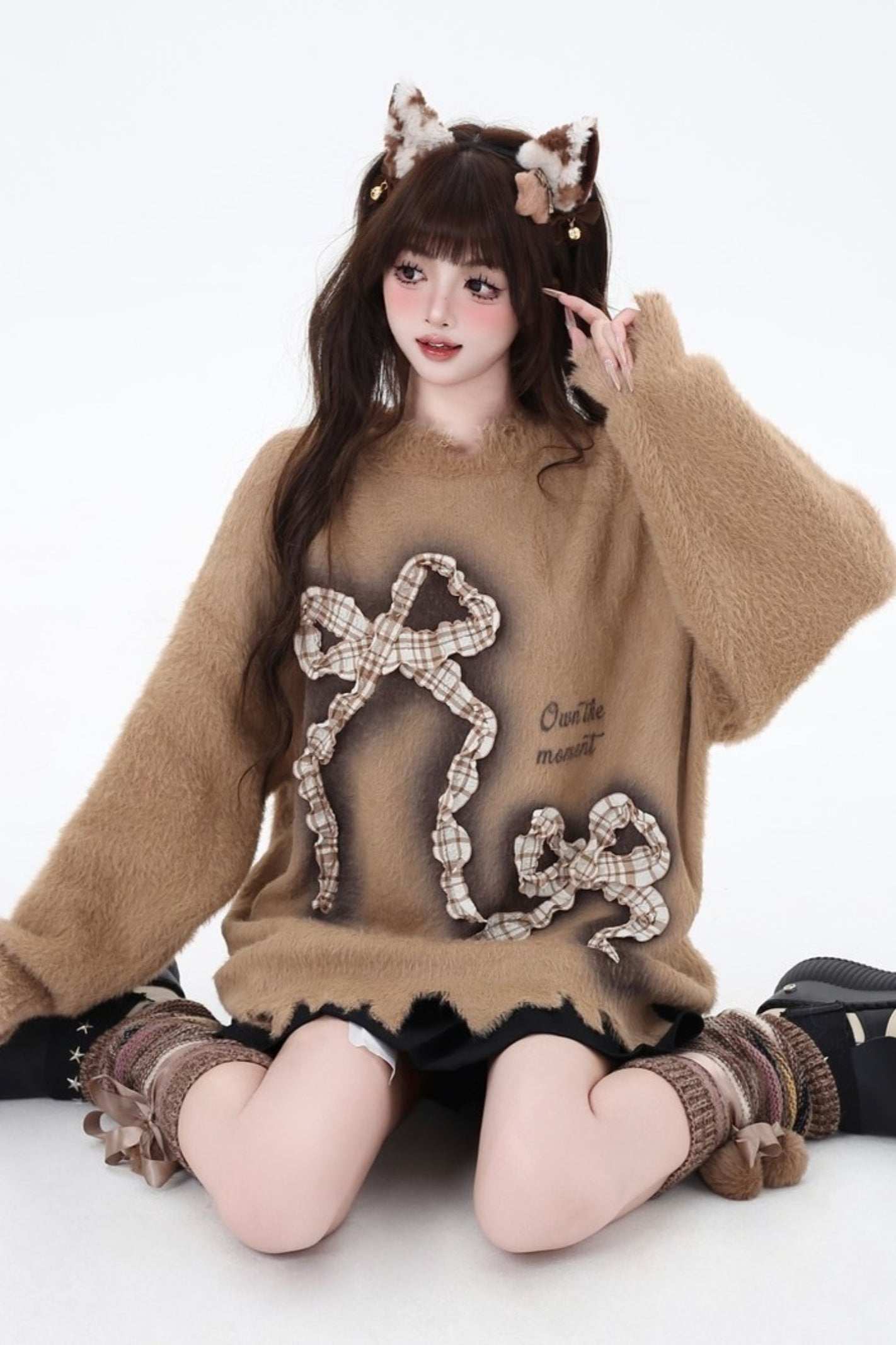 Bow design lip domo hair sweater