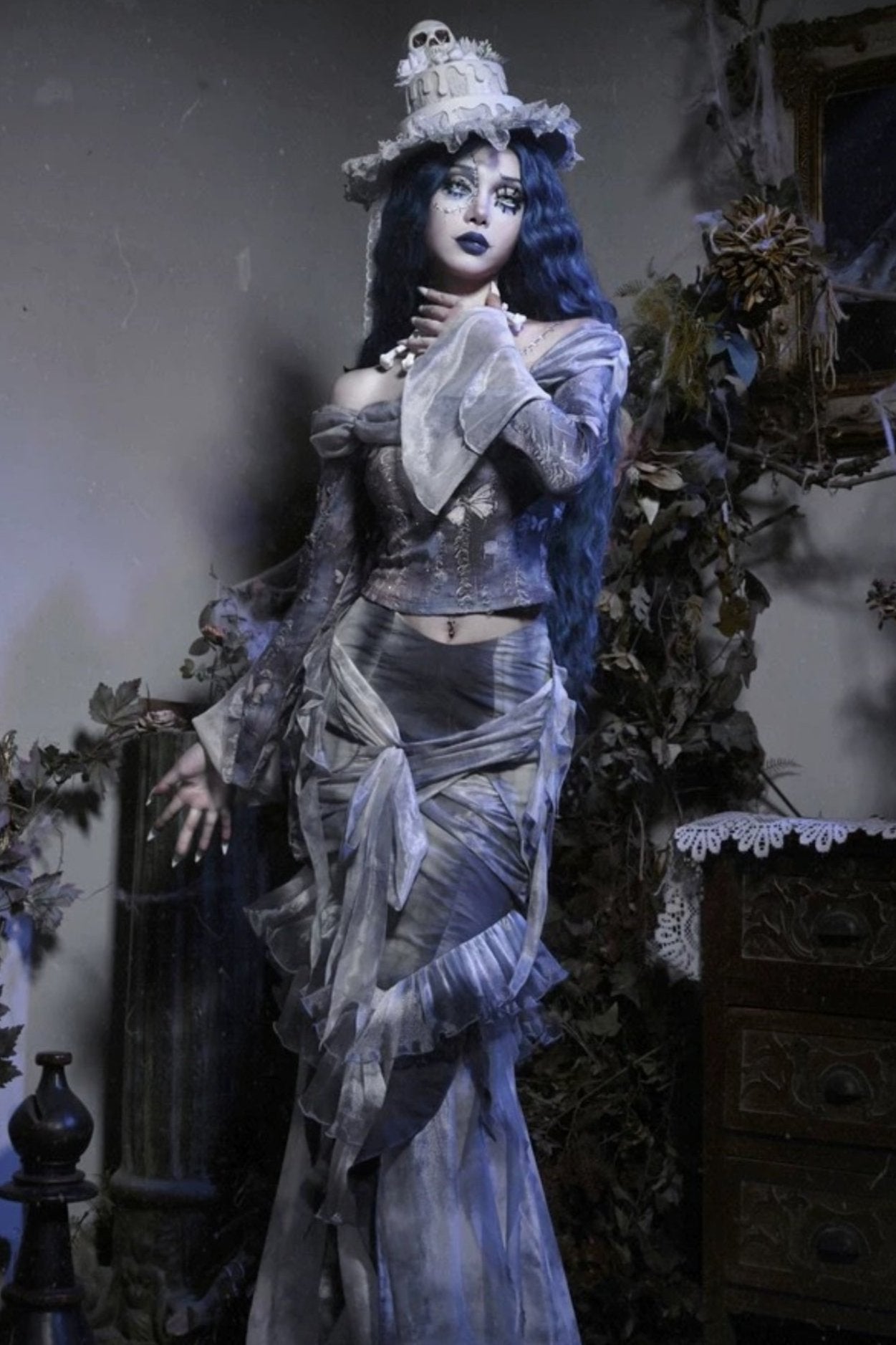 Reservation product] Gothic Zombie Bride Hall Neck Top – Belchic