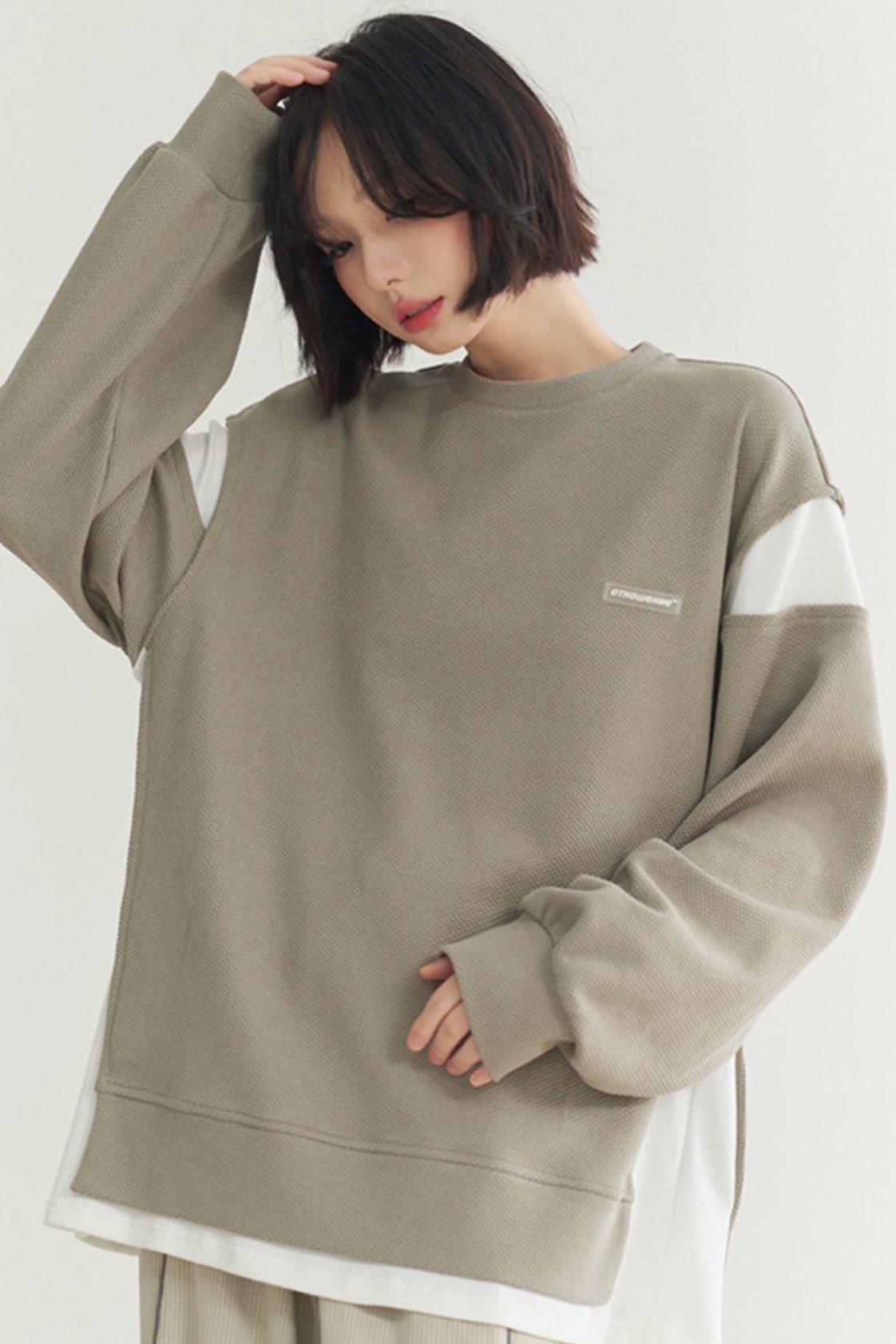 Gravity stitching loose fit sweatshirt