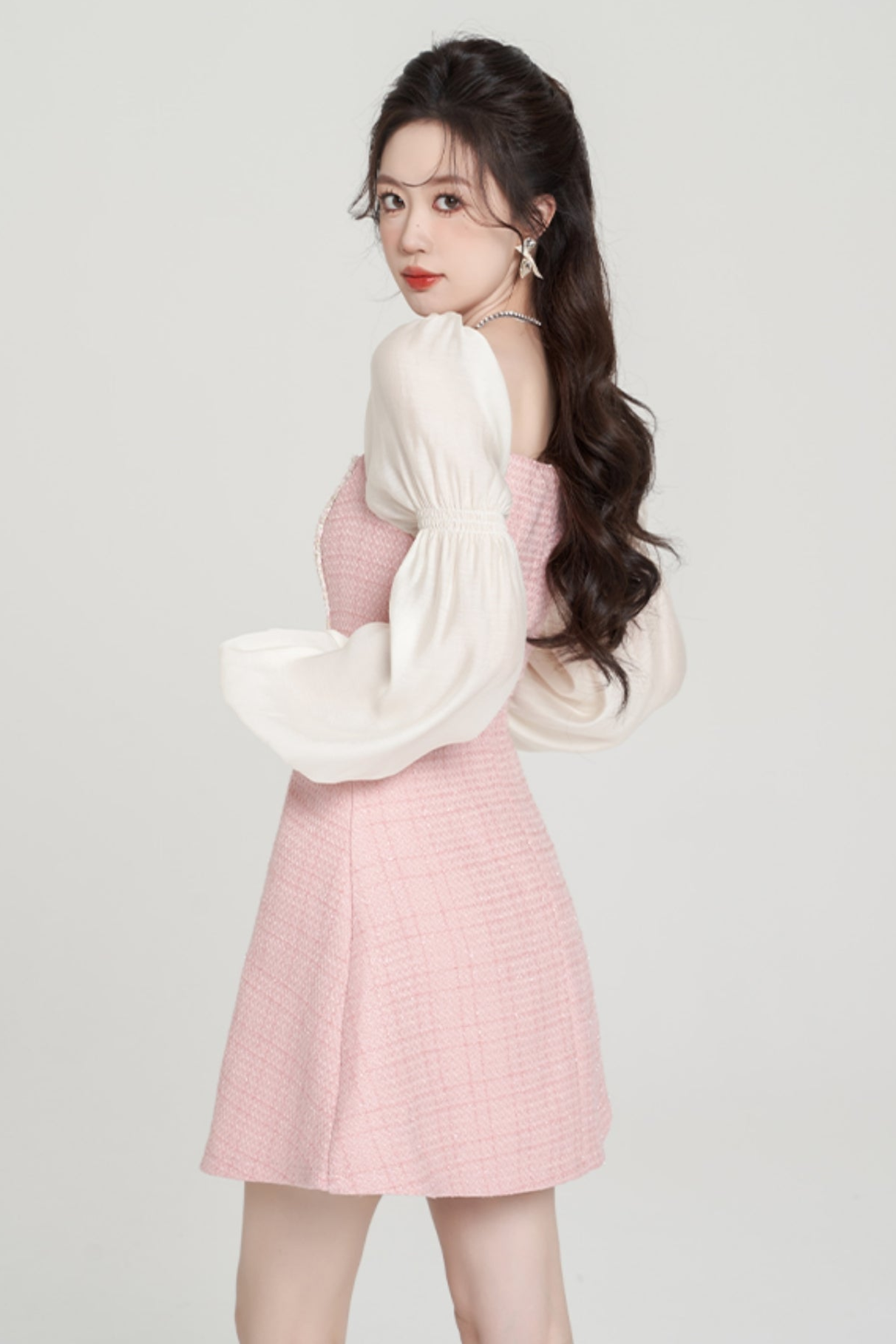 Pink Square Air Neck Lindress