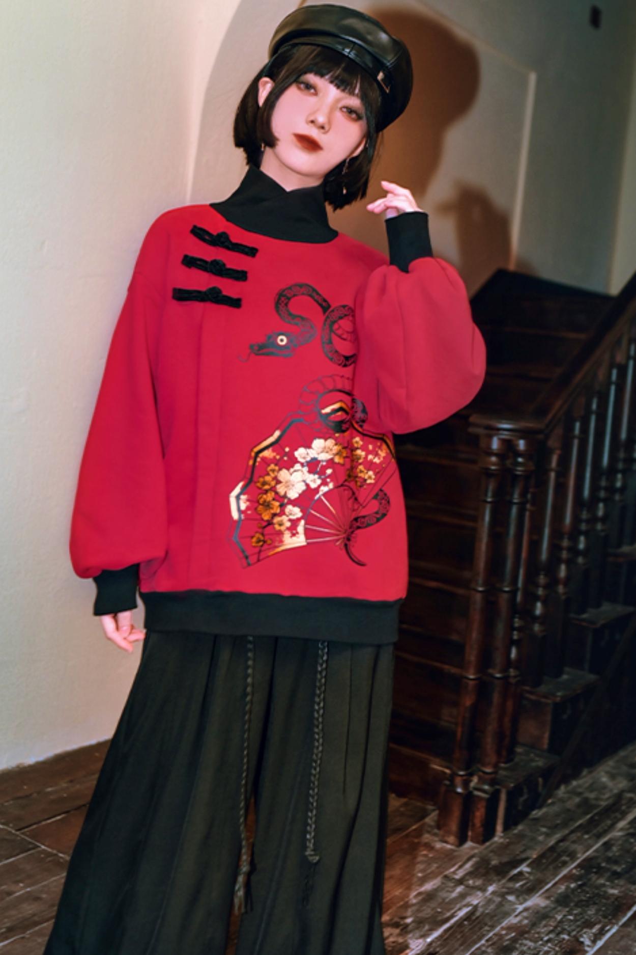 Red velvet snake print stand collar top