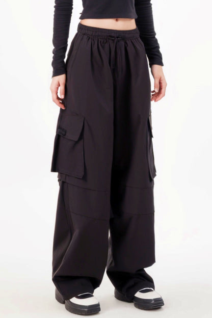 Multi -pocket straight pants