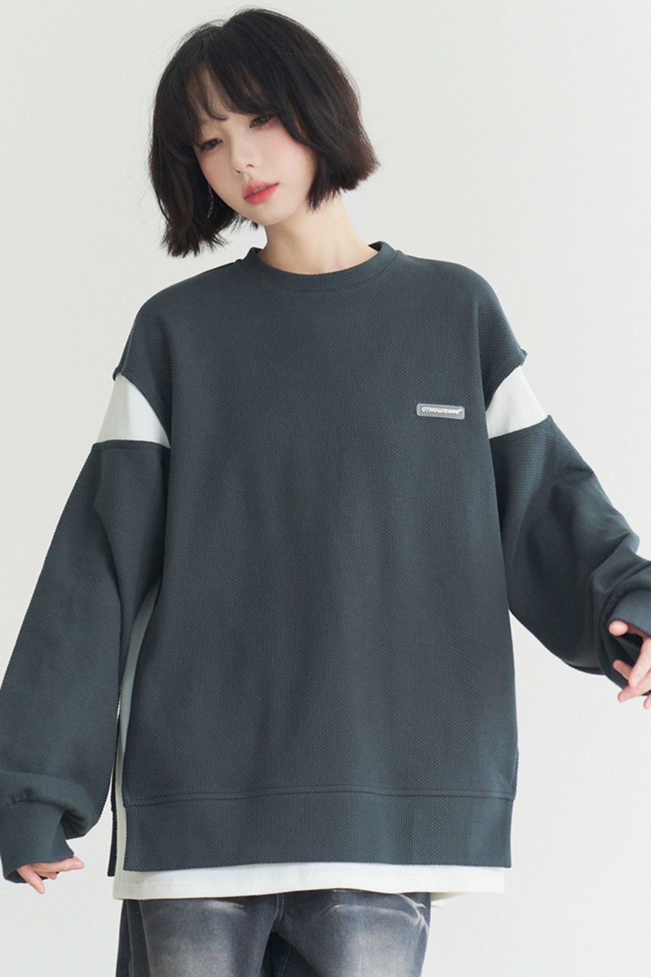 Gravity stitching loose fit sweatshirt