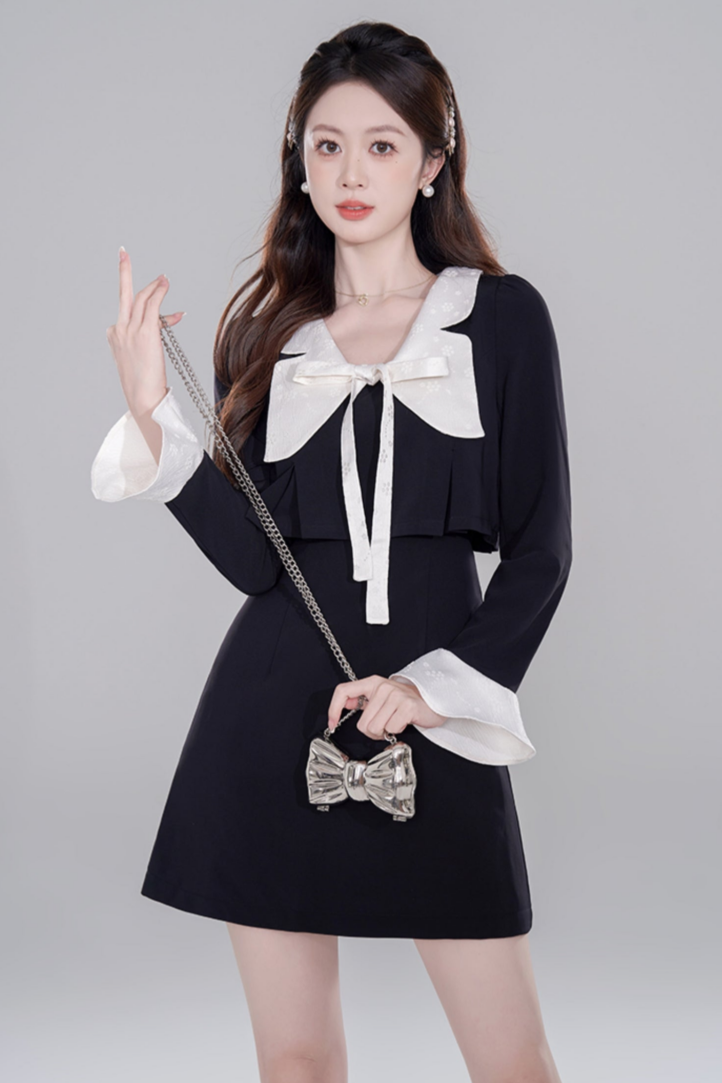 Black neck Rich Dotter Dress