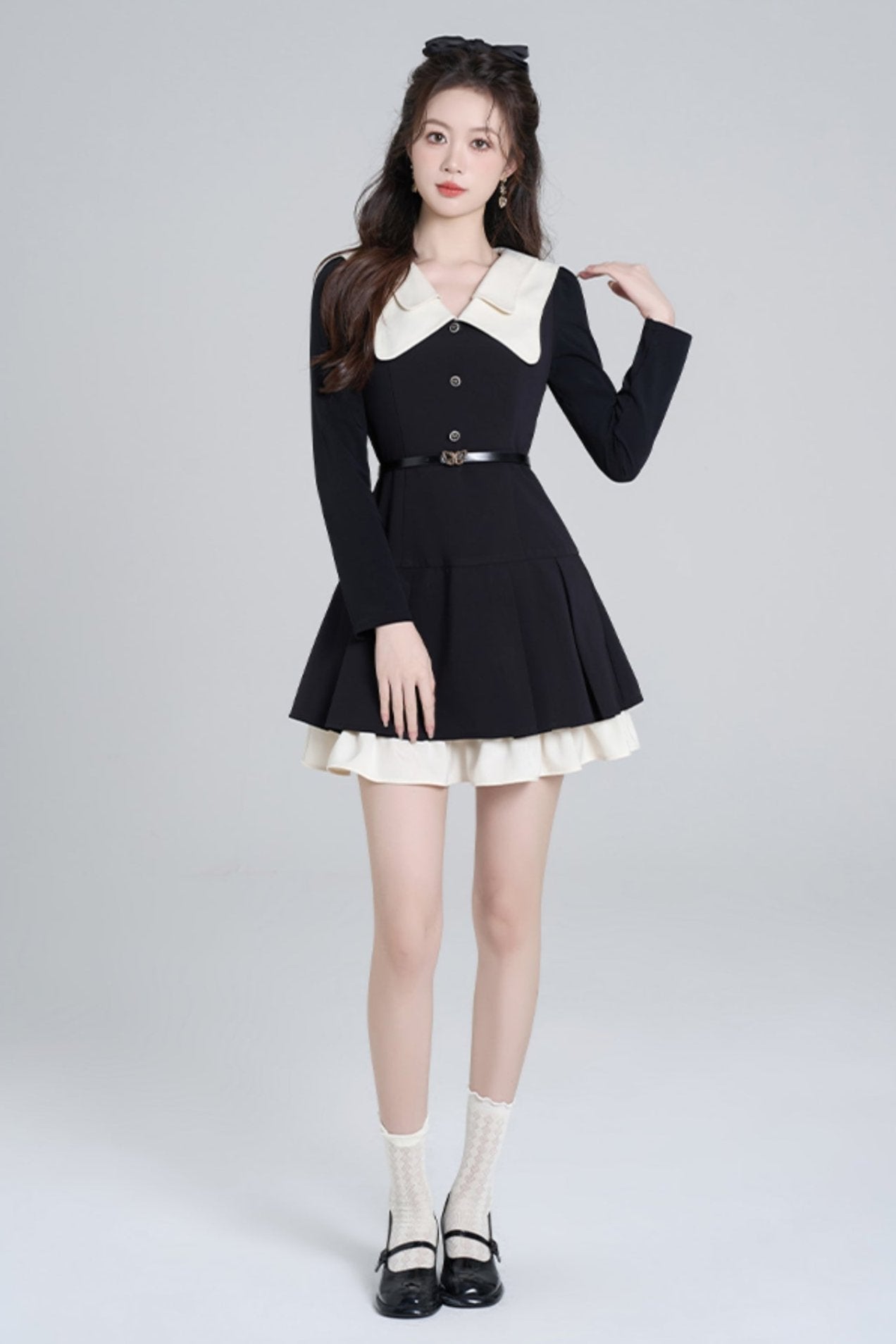 Black long sleeve doll carrades