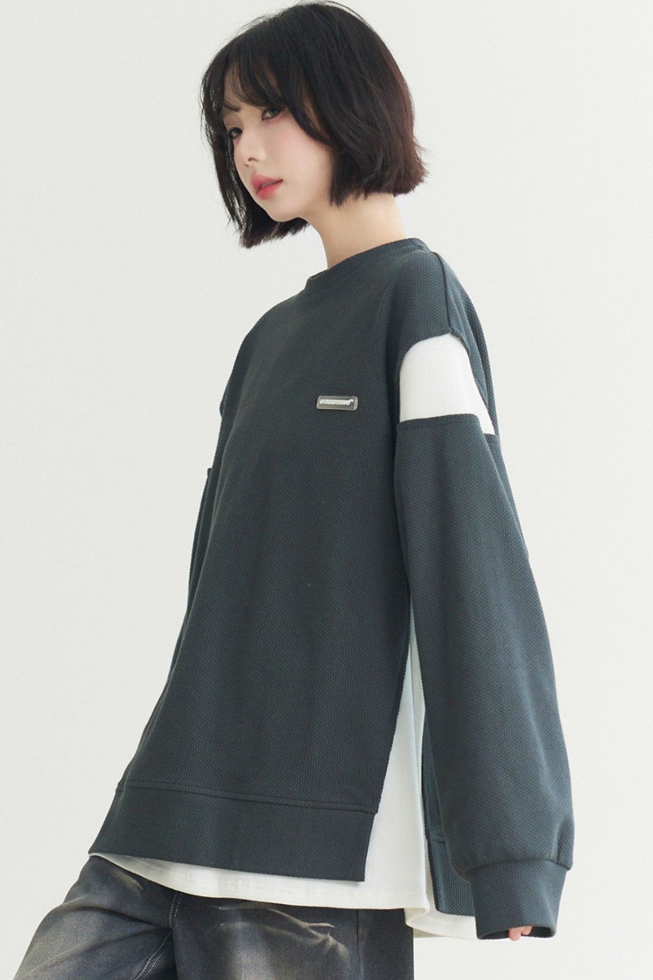 Gravity stitching loose fit sweatshirt