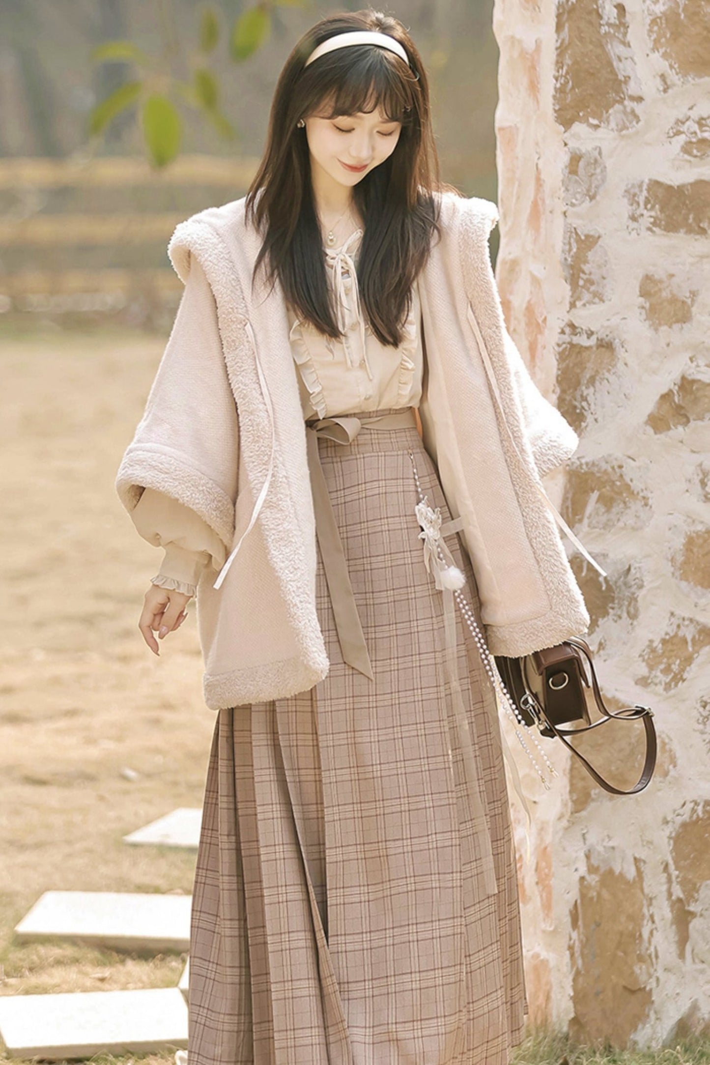 White tea hamfoo style jacket + shirt + skirt