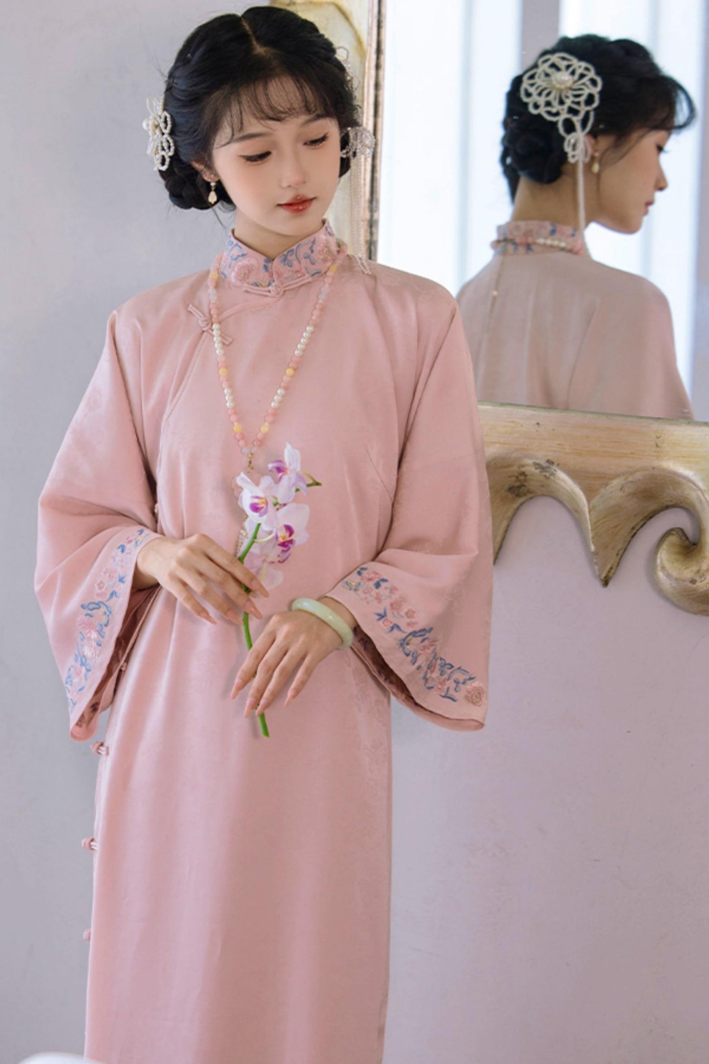 National Style Large Sleeve Chinese Dress