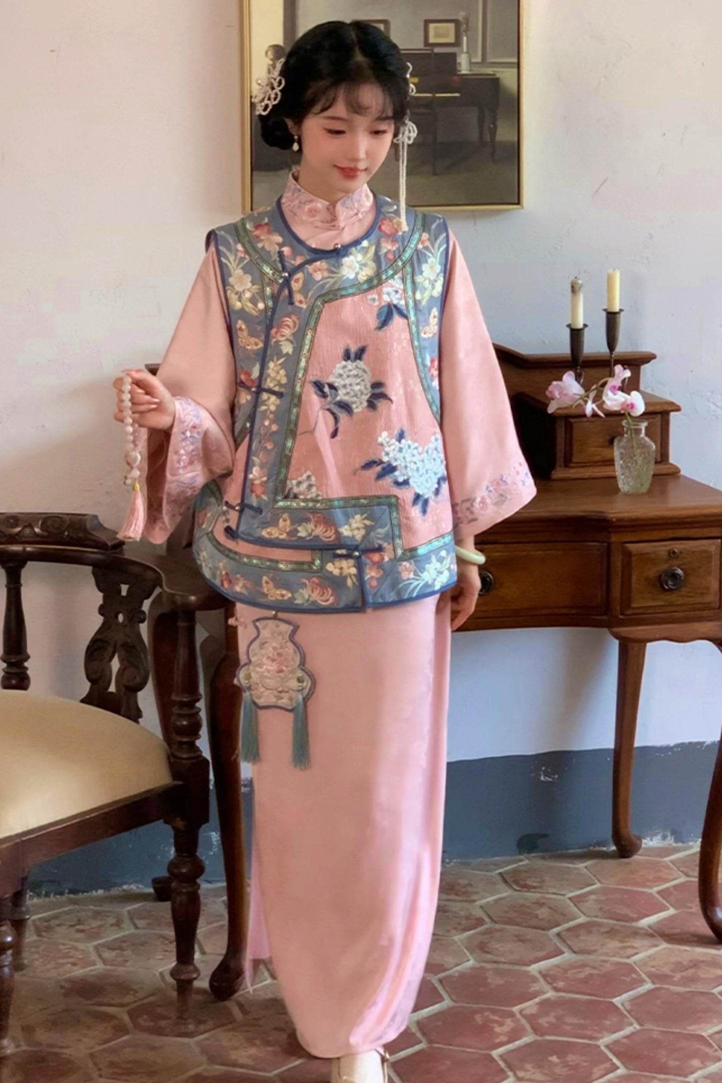 National Style Large Sleeve Chinese Dress