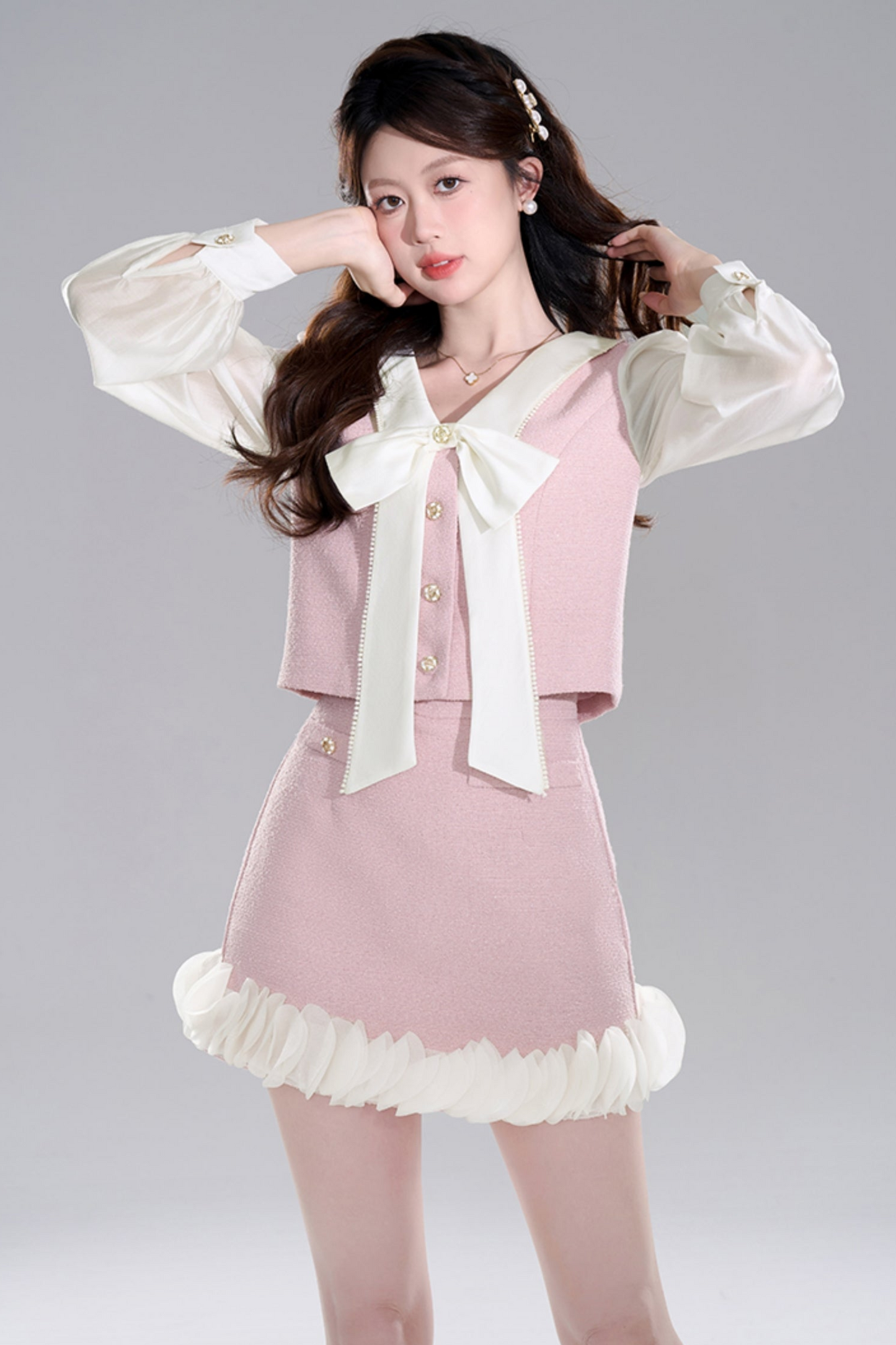 Pink two -piece jacket skirt set