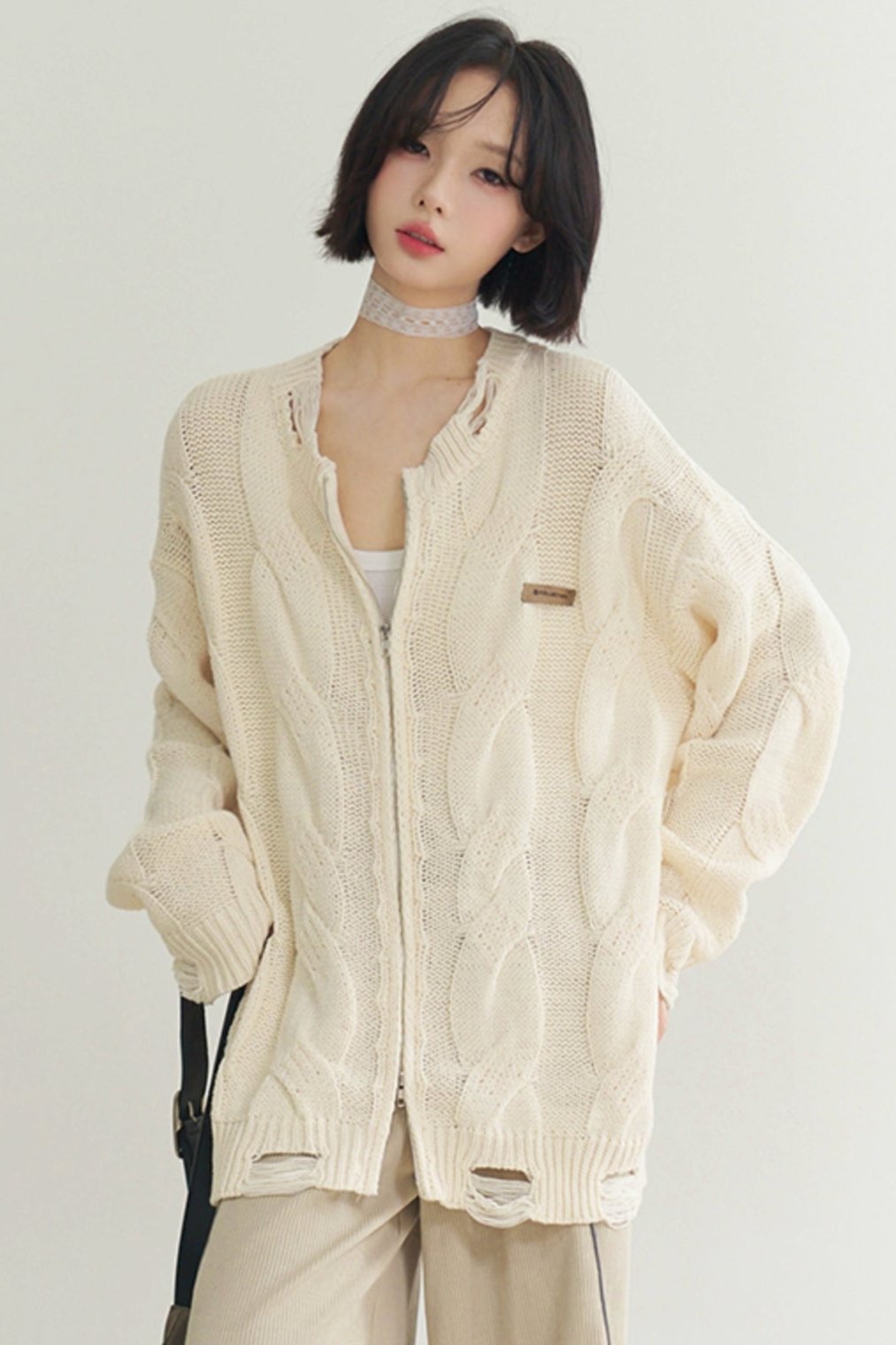 Lip zip knit sweater